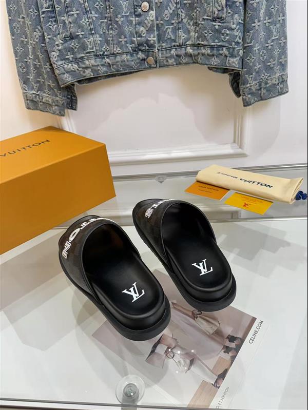 20251128184543552 210